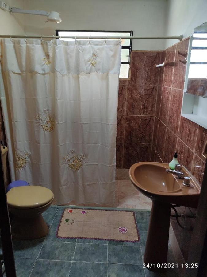 Iguazu Alojamiento "La Casa" Puerto Iguazú Eksteriør billede