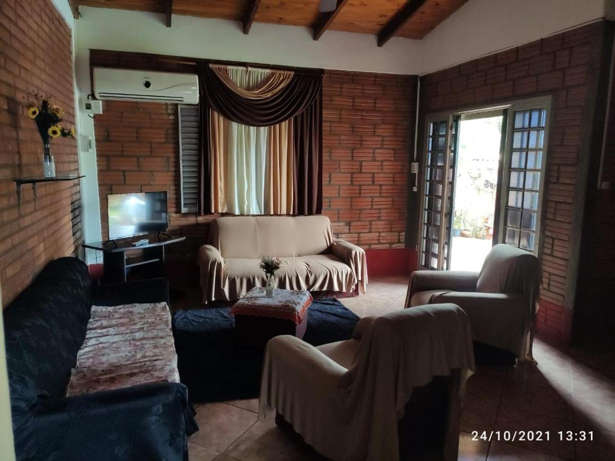 Iguazu Alojamiento "La Casa" Puerto Iguazú Eksteriør billede